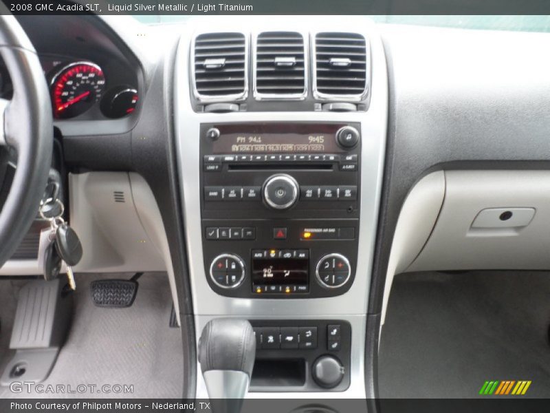Liquid Silver Metallic / Light Titanium 2008 GMC Acadia SLT