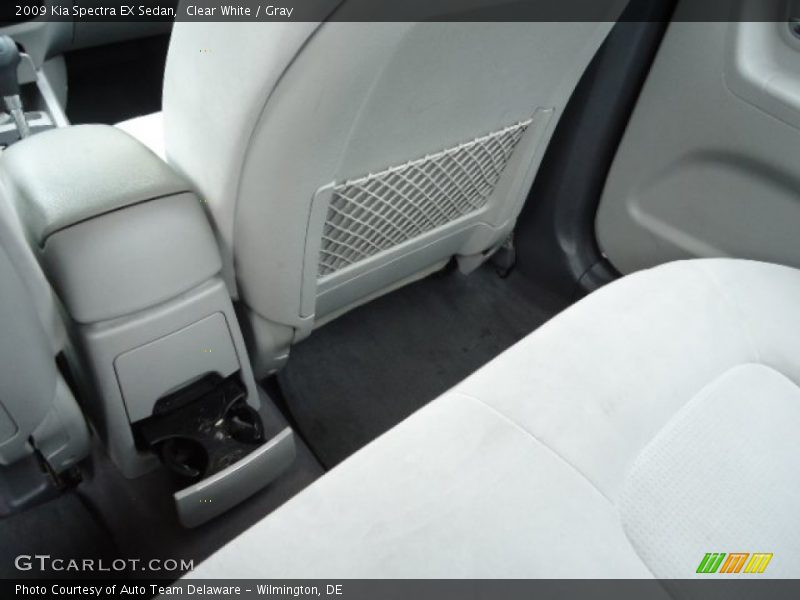 Clear White / Gray 2009 Kia Spectra EX Sedan