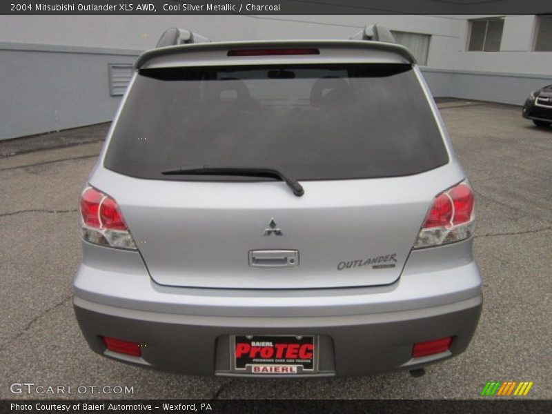 Cool Silver Metallic / Charcoal 2004 Mitsubishi Outlander XLS AWD