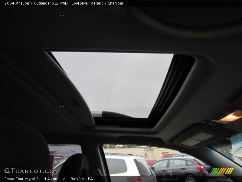 Cool Silver Metallic / Charcoal 2004 Mitsubishi Outlander XLS AWD