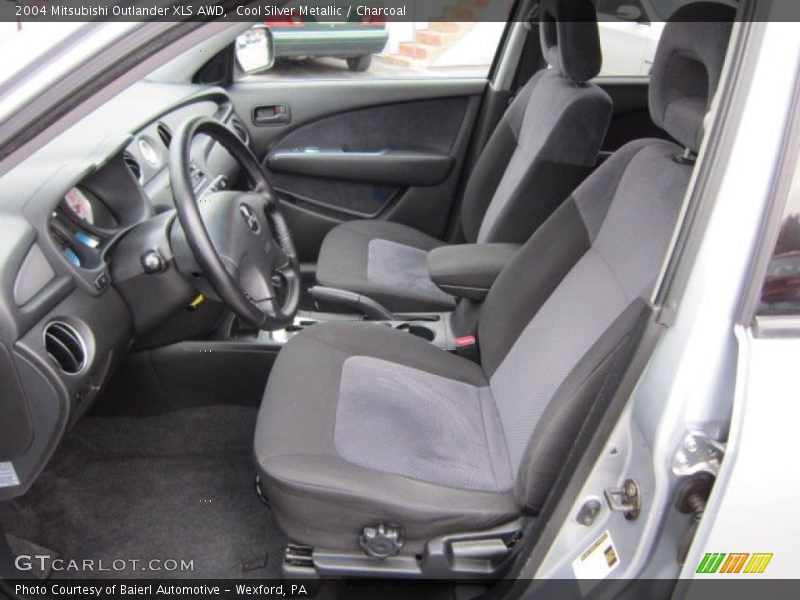 Cool Silver Metallic / Charcoal 2004 Mitsubishi Outlander XLS AWD