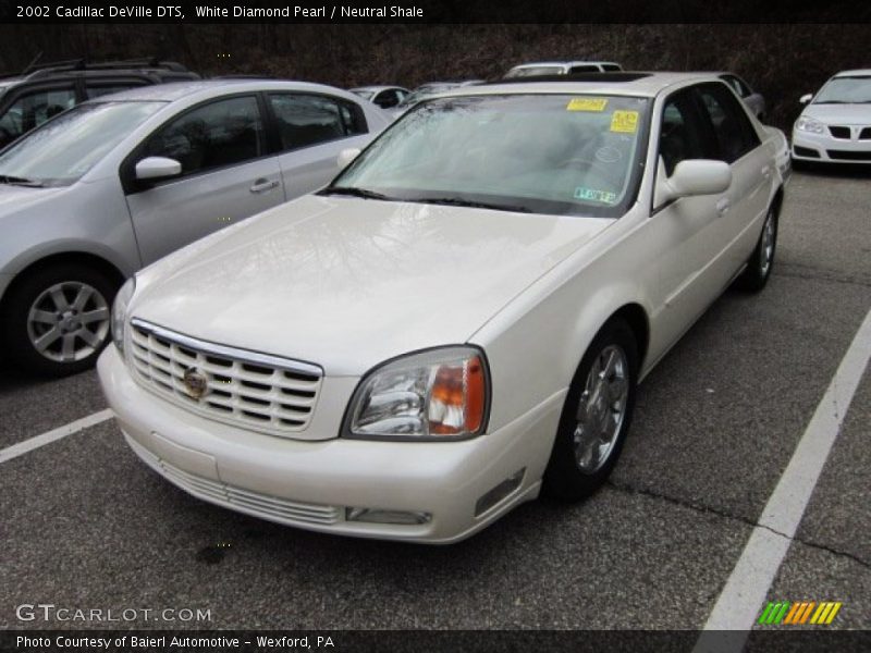 White Diamond Pearl / Neutral Shale 2002 Cadillac DeVille DTS