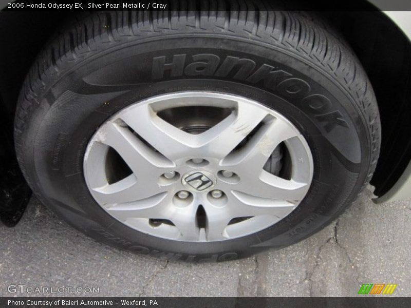 Silver Pearl Metallic / Gray 2006 Honda Odyssey EX