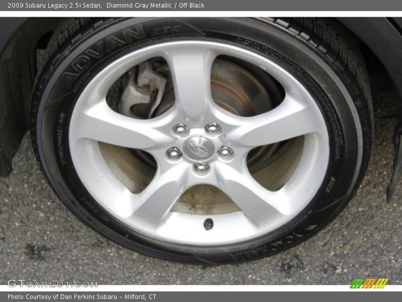 Diamond Gray Metallic / Off Black 2009 Subaru Legacy 2.5i Sedan