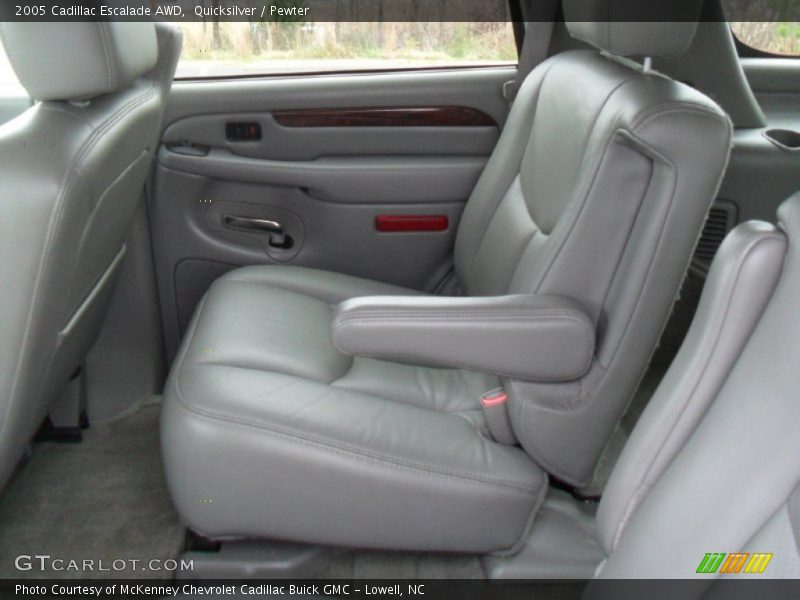 Quicksilver / Pewter 2005 Cadillac Escalade AWD
