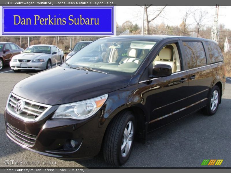 Cocoa Bean Metallic / Ceylon Beige 2010 Volkswagen Routan SE