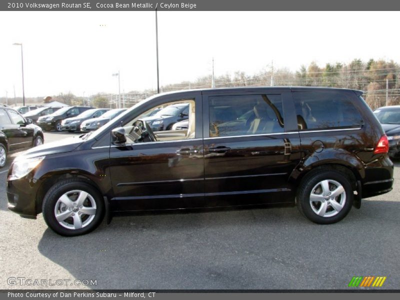 Cocoa Bean Metallic / Ceylon Beige 2010 Volkswagen Routan SE