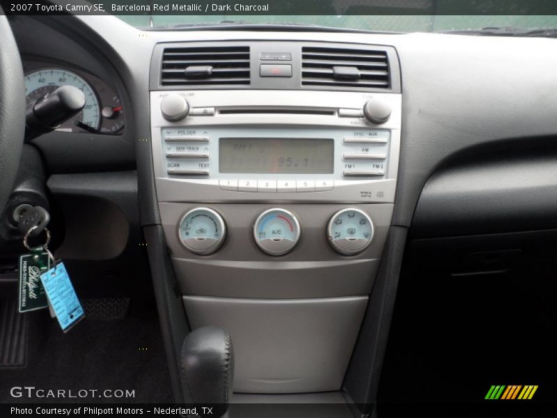 Barcelona Red Metallic / Dark Charcoal 2007 Toyota Camry SE