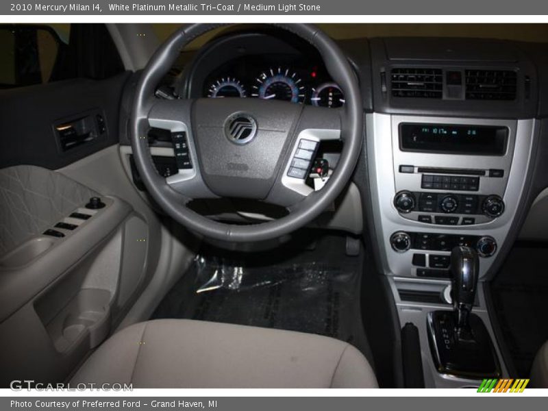White Platinum Metallic Tri-Coat / Medium Light Stone 2010 Mercury Milan I4