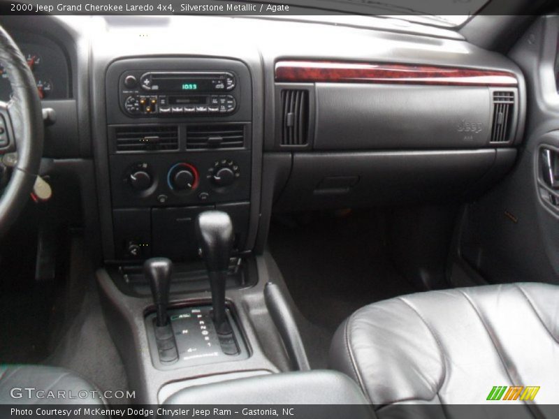 Silverstone Metallic / Agate 2000 Jeep Grand Cherokee Laredo 4x4