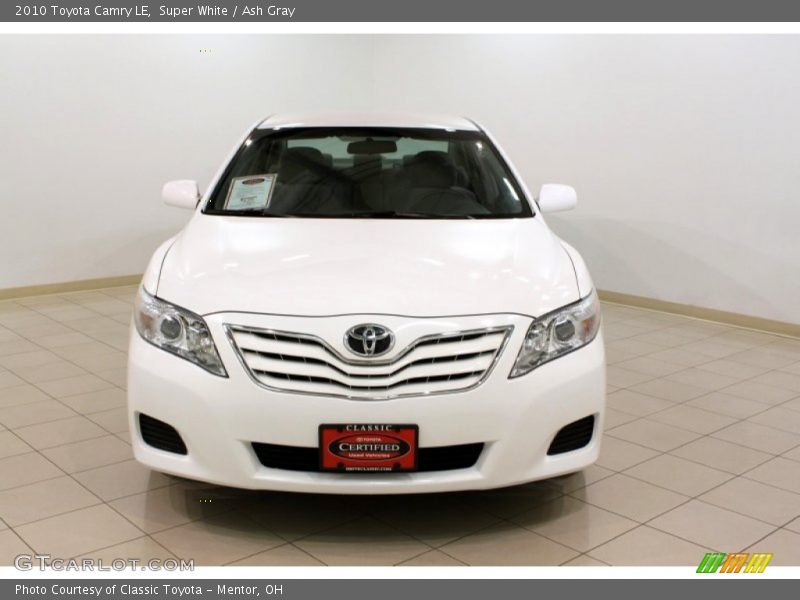 Super White / Ash Gray 2010 Toyota Camry LE