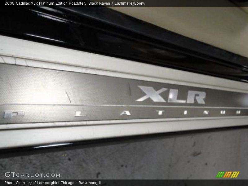 XLR Platinum doorsill - 2008 Cadillac XLR Platinum Edition Roadster