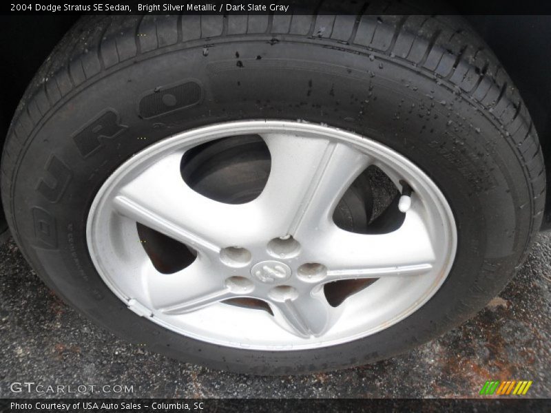 Bright Silver Metallic / Dark Slate Gray 2004 Dodge Stratus SE Sedan