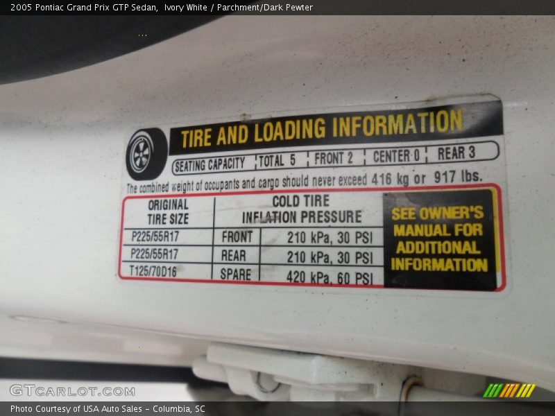Ivory White / Parchment/Dark Pewter 2005 Pontiac Grand Prix GTP Sedan