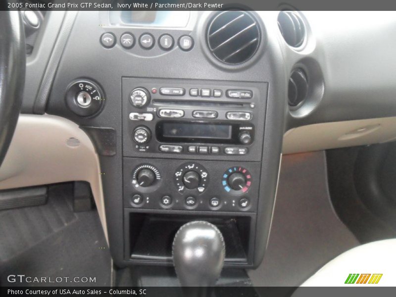 Ivory White / Parchment/Dark Pewter 2005 Pontiac Grand Prix GTP Sedan