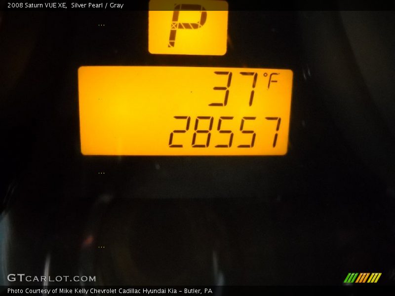 Silver Pearl / Gray 2008 Saturn VUE XE