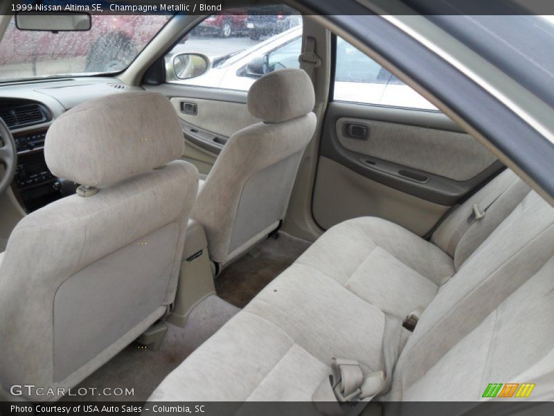 Champagne Metallic / Blond 1999 Nissan Altima SE