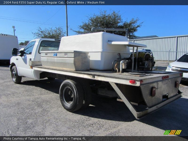 Oxford White / Medium Flint 2004 Ford F350 Super Duty XL Regular Cab
