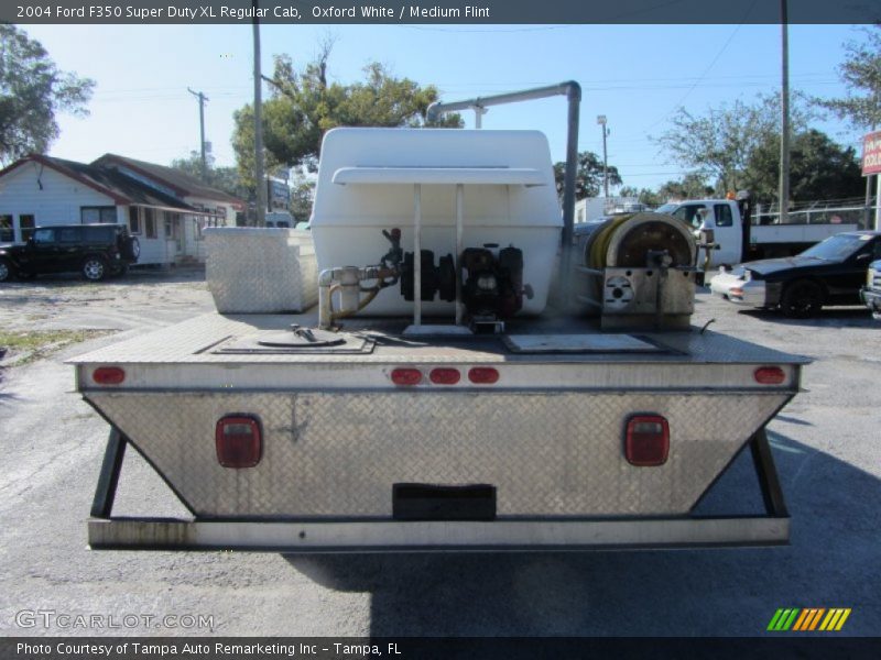 Oxford White / Medium Flint 2004 Ford F350 Super Duty XL Regular Cab