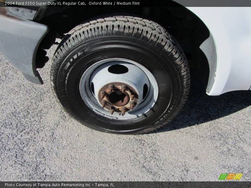 Oxford White / Medium Flint 2004 Ford F350 Super Duty XL Regular Cab