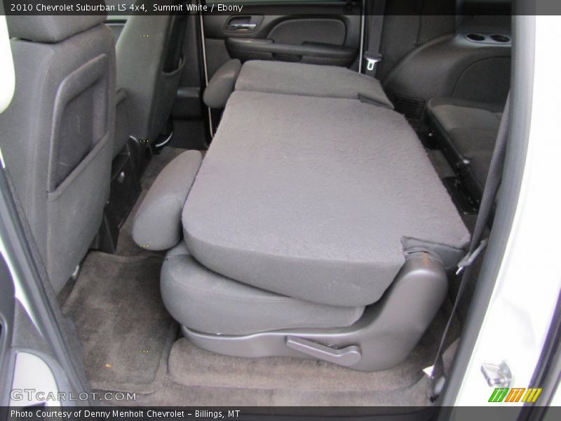 Summit White / Ebony 2010 Chevrolet Suburban LS 4x4
