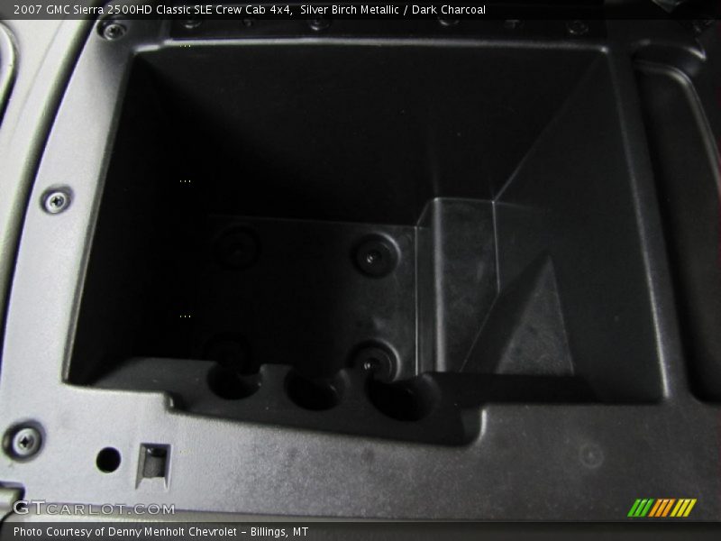 Silver Birch Metallic / Dark Charcoal 2007 GMC Sierra 2500HD Classic SLE Crew Cab 4x4