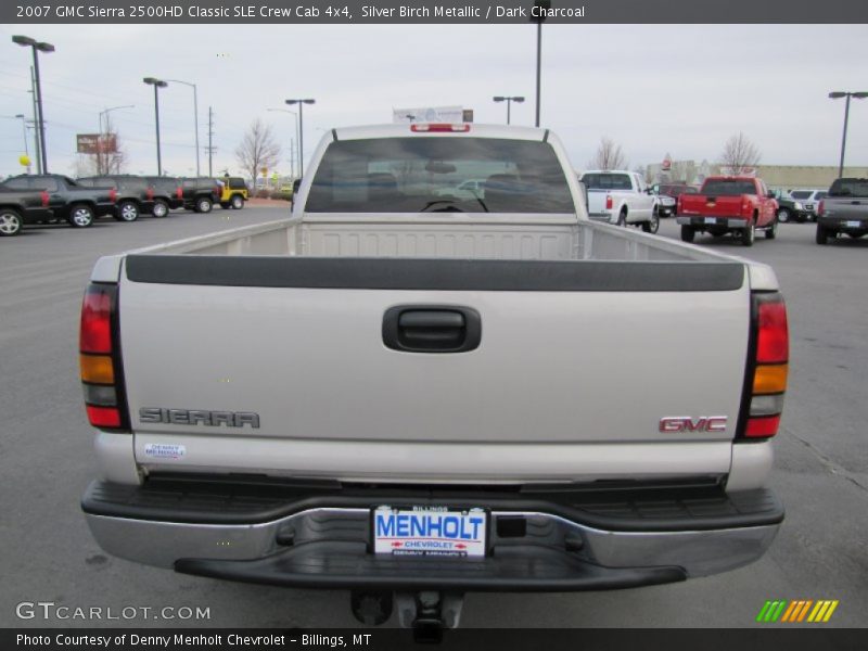Silver Birch Metallic / Dark Charcoal 2007 GMC Sierra 2500HD Classic SLE Crew Cab 4x4