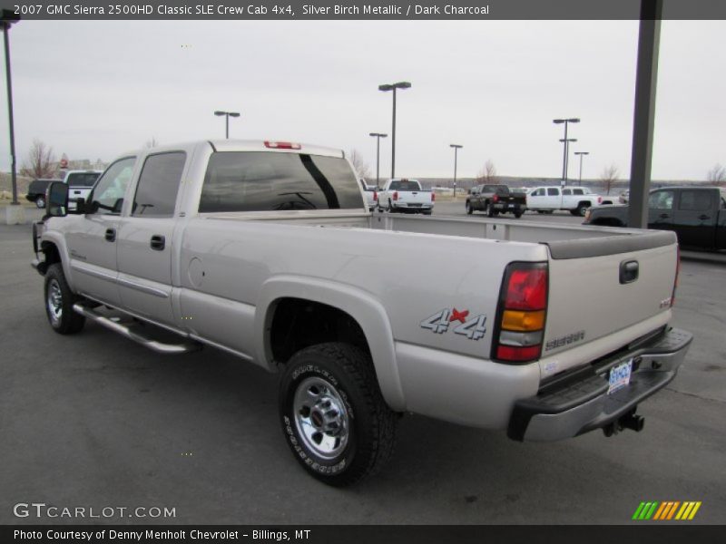 Silver Birch Metallic / Dark Charcoal 2007 GMC Sierra 2500HD Classic SLE Crew Cab 4x4