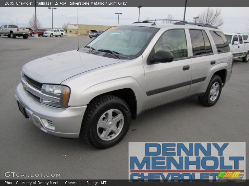 Silverstone Metallic / Light Gray 2005 Chevrolet TrailBlazer LS 4x4