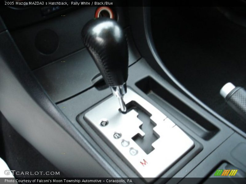 Rally White / Black/Blue 2005 Mazda MAZDA3 s Hatchback