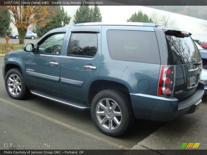 Stealth Gray Metallic / Ebony Black 2007 GMC Yukon Denali AWD