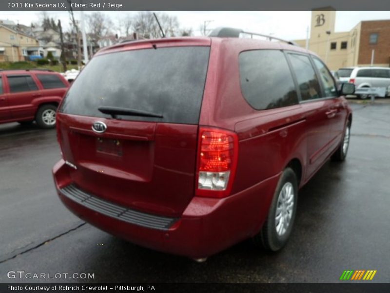 Claret Red / Beige 2011 Kia Sedona LX