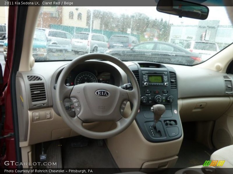Claret Red / Beige 2011 Kia Sedona LX