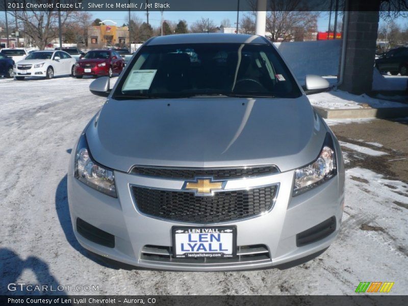 Silver Ice Metallic / Jet Black 2011 Chevrolet Cruze LT