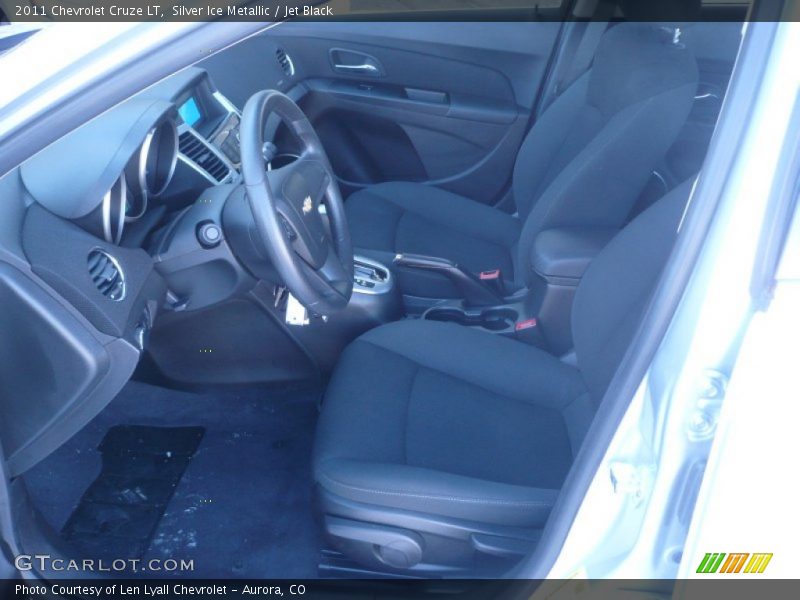 Silver Ice Metallic / Jet Black 2011 Chevrolet Cruze LT
