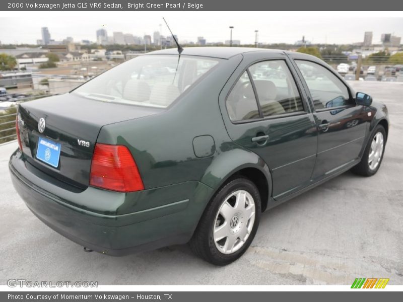 Bright Green Pearl / Beige 2000 Volkswagen Jetta GLS VR6 Sedan