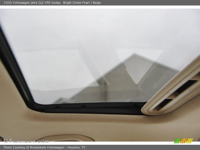 Bright Green Pearl / Beige 2000 Volkswagen Jetta GLS VR6 Sedan