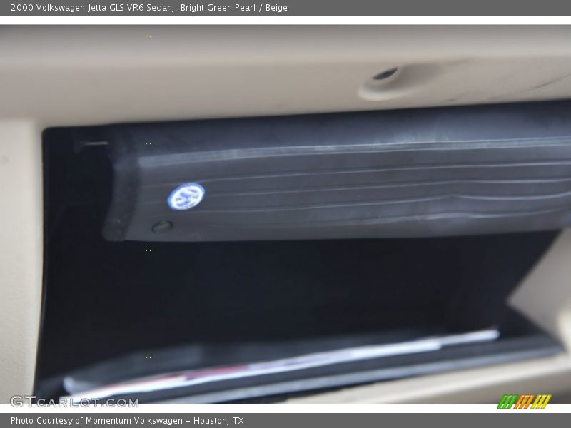 Bright Green Pearl / Beige 2000 Volkswagen Jetta GLS VR6 Sedan