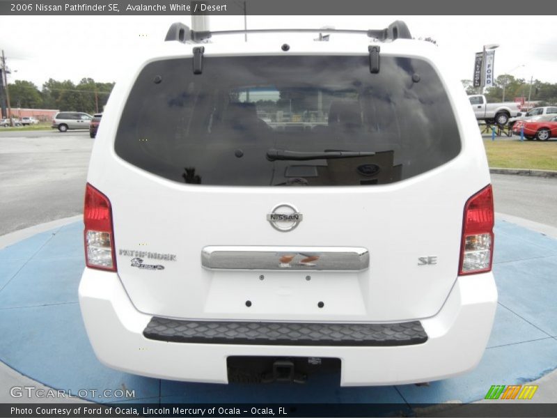 Avalanche White / Desert 2006 Nissan Pathfinder SE