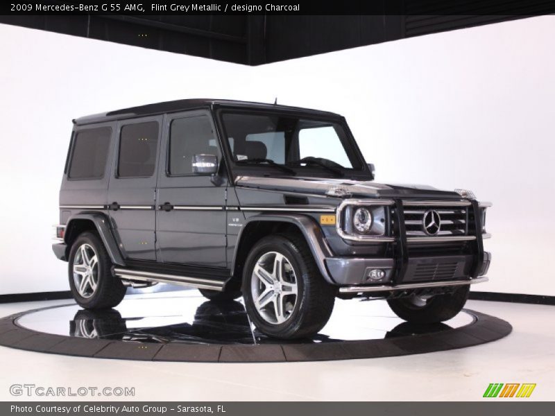 Front 3/4 View of 2009 G 55 AMG