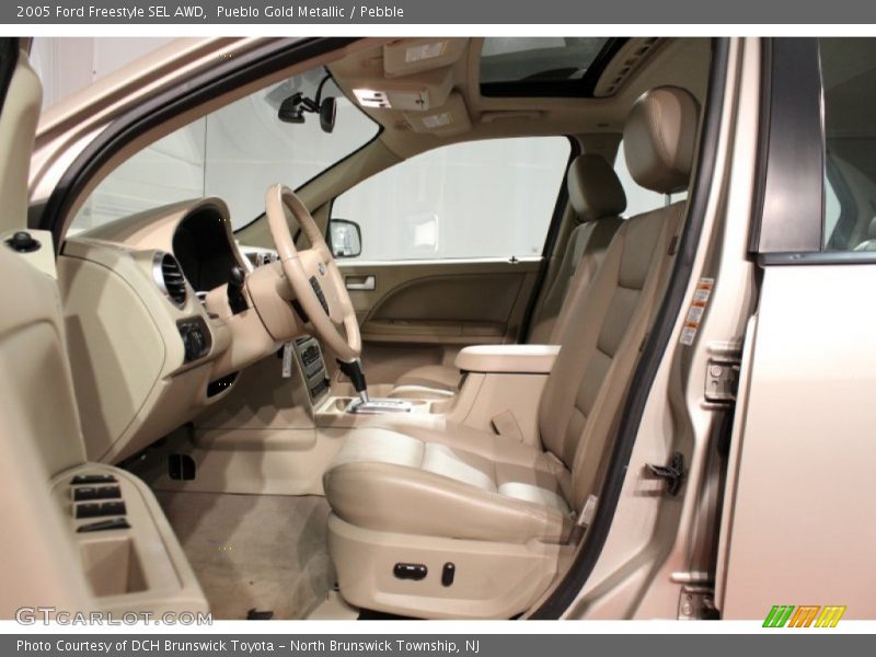  2005 Freestyle SEL AWD Pebble Interior