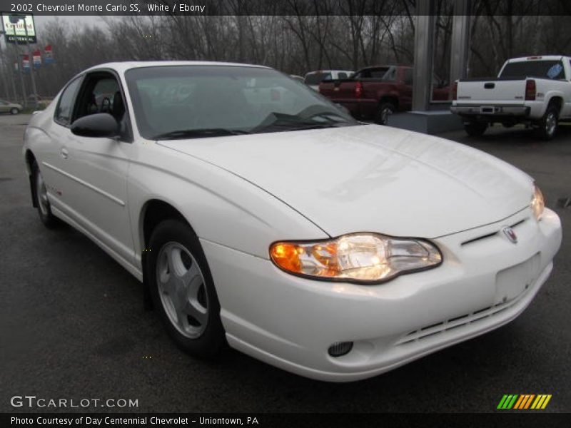 Front 3/4 View of 2002 Monte Carlo SS