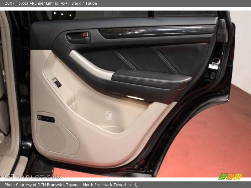 Black / Taupe 2007 Toyota 4Runner Limited 4x4