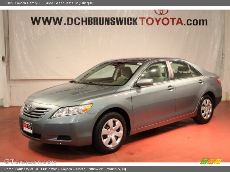 Aloe Green Metallic / Bisque 2009 Toyota Camry LE