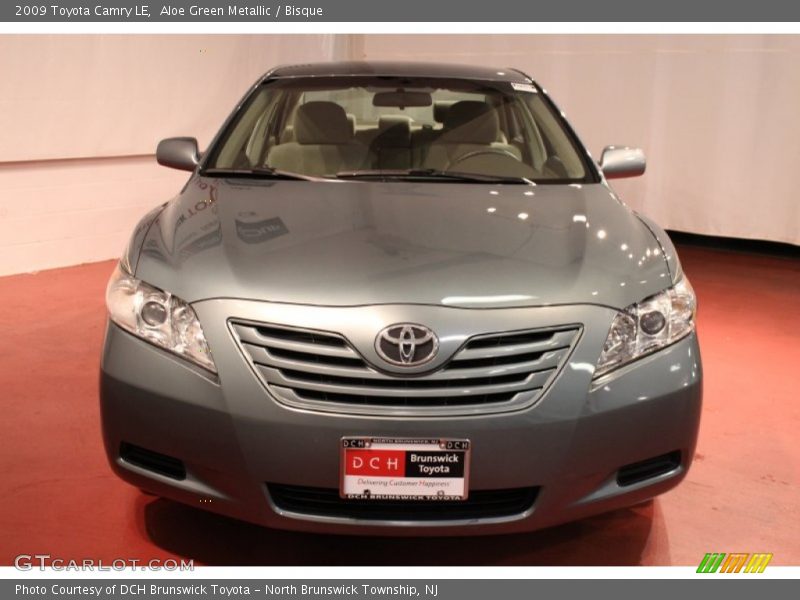 Aloe Green Metallic / Bisque 2009 Toyota Camry LE