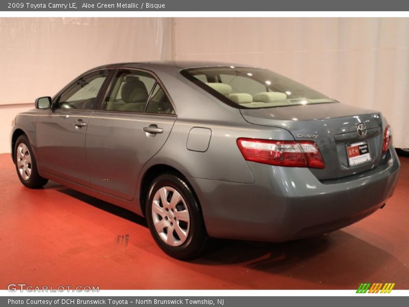 Aloe Green Metallic / Bisque 2009 Toyota Camry LE