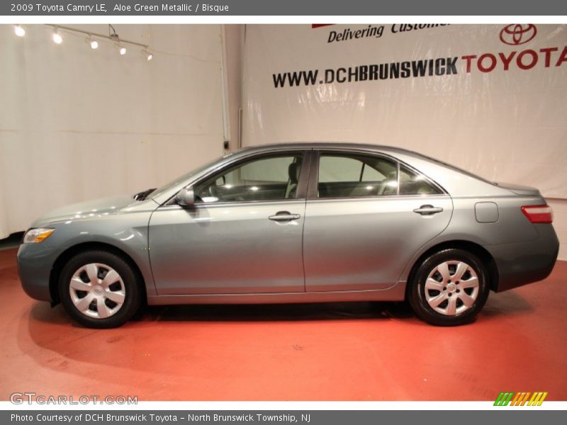Aloe Green Metallic / Bisque 2009 Toyota Camry LE