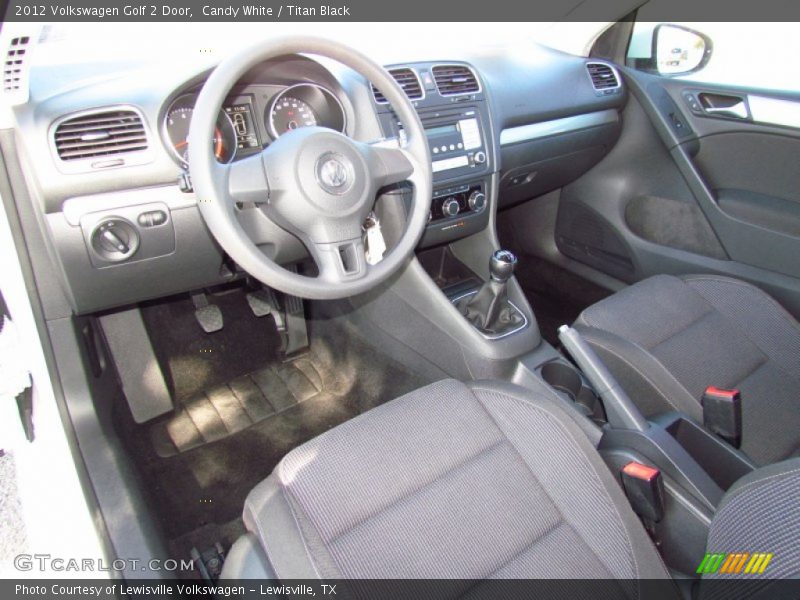 Candy White / Titan Black 2012 Volkswagen Golf 2 Door