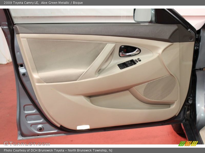 Aloe Green Metallic / Bisque 2009 Toyota Camry LE