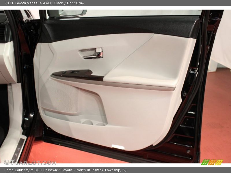 Black / Light Gray 2011 Toyota Venza I4 AWD